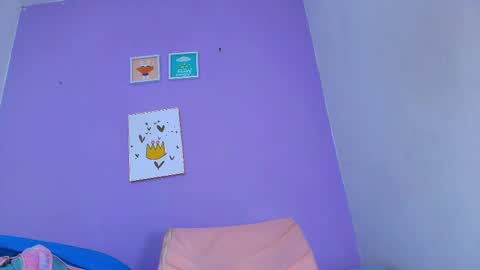 Snapshot of tinkerbell_1 chatting on 03-08-25, 01:39 tinkerbell online show from 03-08-25, 01:39