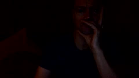 Snapshot of tinkerboytomek chatting on 04-12-26, 09:03 Tomek online show from 04-12-26, 09:03