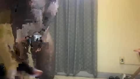 Snapshot of tino1roy chatting on 03-12-25, 07:28 tino1roy online show from 03-12-25, 07:28