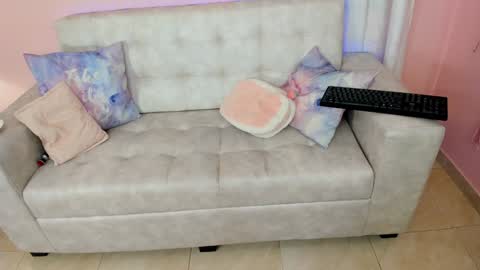 Snapshot of tiny_cora chatting on 02-02-25, 10:39 tiny_cora online show from 02-02-25, 10:39