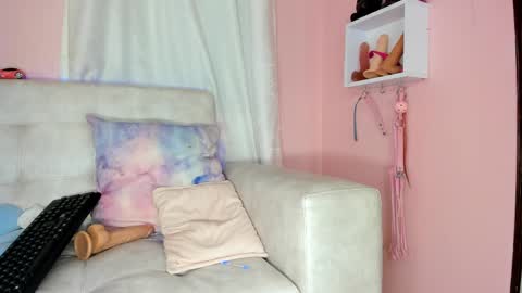 Snapshot of tiny_cora chatting on 03-03-25, 07:49 tiny_cora online show from 03-03-25, 07:49