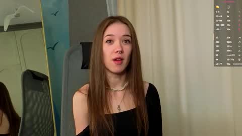 Annie online show from 12-05-25, 06:11