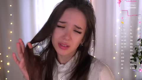 Snapshot of tinyanie chatting on 02-03-26, 07:57 Annie online show from 02-03-26, 07:57