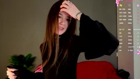 Snapshot of tinyanie chatting on 02-24-26, 08:18 Annie online show from 02-24-26, 08:18