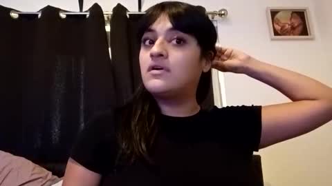 Snapshot of tinydee555 chatting on 09-13-25, 11:04 zeetiniee online show from 09-13-25, 11:04