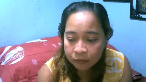 Snapshot of tinypussy_xx chatting on 11-06-25, 11:15 tinypussy_xx online show from 11-06-25, 11:15