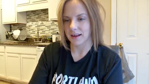 tinywithtiddies online show from 12-19-25, 01:51