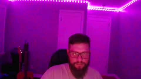 tippertonight online show from 09-25-25, 04:05