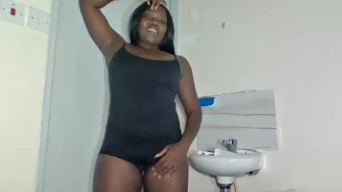 tipsynsassy online show from 06-25-26, 08:46