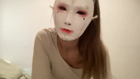 Tinks online show from 09-29-25, 04:34