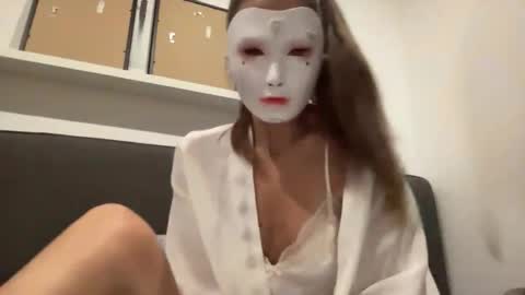 Tinks online show from 10-17-25, 07:27