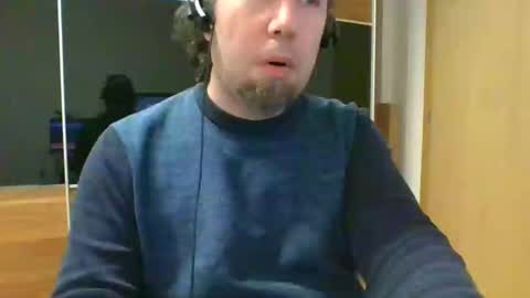 Snapshot of tirolerboy27 chatting on 12-02-24, 01:13 Tirolerboy27 online show from 12-02-24, 01:13