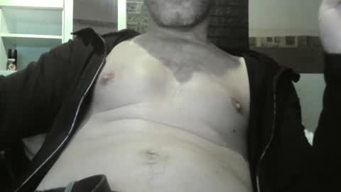 Snapshot of titfred54380 chatting on 01-12-25, 09:30 frederic online show from 01-12-25, 09:30