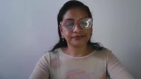 Snapshot of titssmall123 chatting on 12-08-24, 09:30 Ester online show from 12-08-24, 09:30