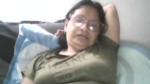 Snapshot of titssmall123 chatting on 06-09-26, 03:56 Ester online show from 06-09-26, 03:56