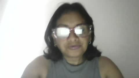 Snapshot of titssmall123 chatting on 06-18-26, 06:34 Ester online show from 06-18-26, 06:34