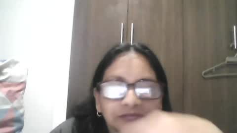 Snapshot of titssmall123 chatting on 06-19-26, 08:56 Ester online show from 06-19-26, 08:56
