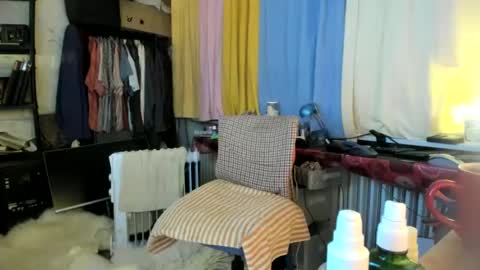 liebe es mich nackt vor der cam zu zeigen online show from 01-14-25, 10:48