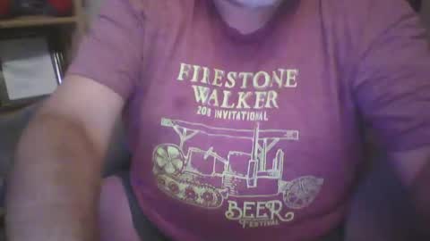 Snapshot of tittyloverr69 chatting on 12-04-24, 06:22 tittyloverr69 online show from 12-04-24, 06:22