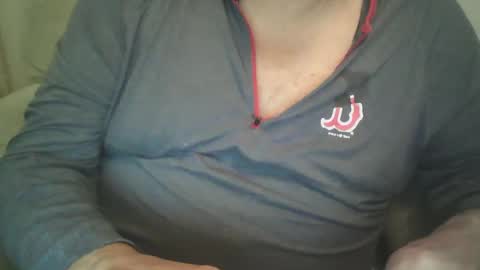 Snapshot of tittyloverr69 chatting on 12-19-24, 10:02 tittyloverr69 online show from 12-19-24, 10:02