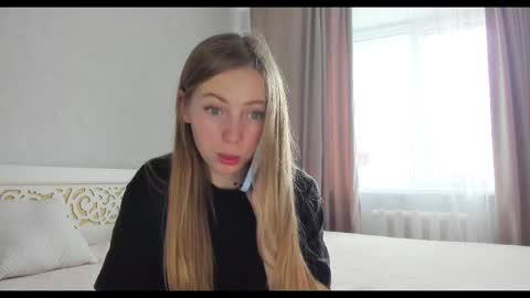 Snapshot of tixxxy chatting on 10-10-25, 11:09 Maria online show from 10-10-25, 11:09