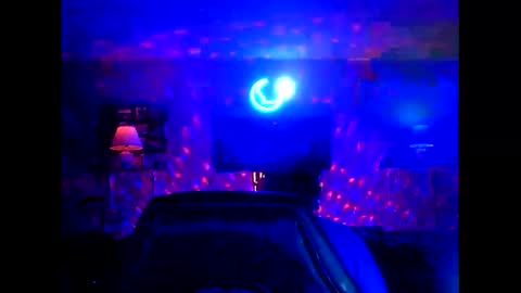 Snapshot of tkthedj chatting on 03-09-25, 01:04 TK online show from 03-09-25, 01:04