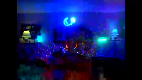 Snapshot of tkthedj chatting on 09-19-25, 02:02 TK online show from 09-19-25, 02:02