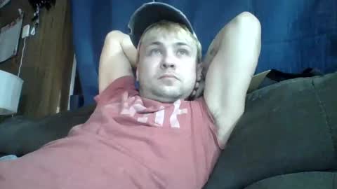 Snapshot of tmwilson16 chatting on 01-12-25, 02:14 feeling generous online show from 01-12-25, 02:14