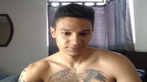 Snapshot of tobicraig chatting on 01-11-26, 04:01 Andres Independent Model online show from 01-11-26, 04:01