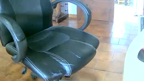 Tobiko online show from 02-18-25, 03:43