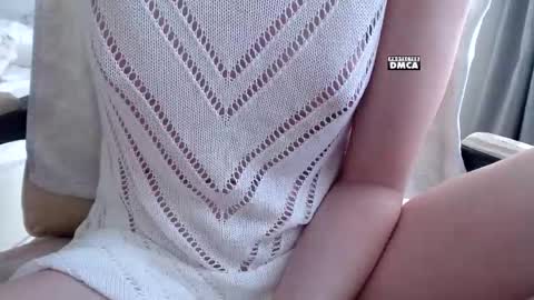 Arina online show from 09-30-25, 05:45