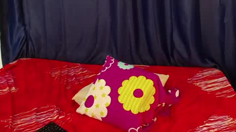 Snapshot of tokihoney chatting on 08-04-26, 02:52 Adela y juan online show from 08-04-26, 02:52