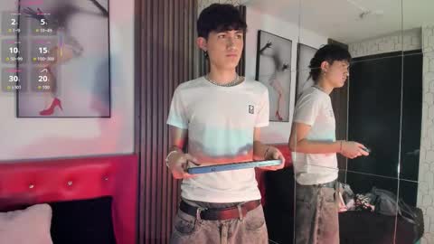 Snapshot of tokito_bara chatting on 02-15-26, 04:09 Tokito online show from 02-15-26, 04:09