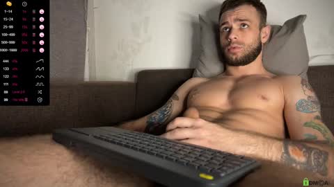 Snapshot of toksik69rus chatting on 01-13-25, 01:23 Max online show from 01-13-25, 01:23