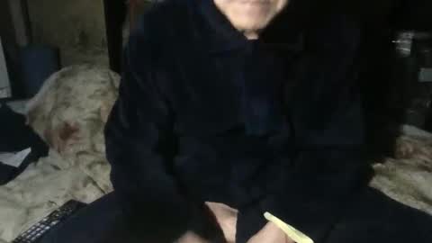 small man online show from 02-16-26, 05:09