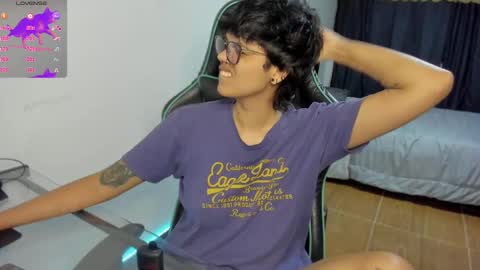 Snapshot of tokyo_uwu chatting on 12-03-24, 04:14 sofi 3 online show from 12-03-24, 04:14