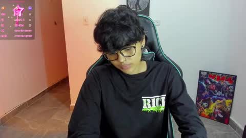 Snapshot of tokyo_uwu chatting on 02-10-25, 05:14 sofi 3 online show from 02-10-25, 05:14