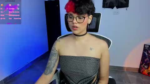 Snapshot of tokyo_uwu chatting on 09-08-25, 10:53 sofi 3 online show from 09-08-25, 10:53