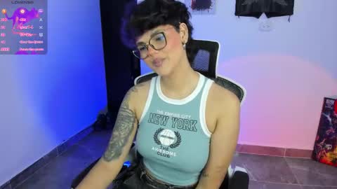 Snapshot of tokyo_uwu chatting on 10-05-25, 05:28 sofi 3 online show from 10-05-25, 05:28