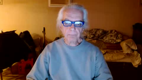 tom112292014 online show from 02-19-25, 05:05