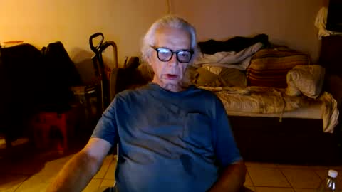 tom112292014 online show from 09-27-25, 02:05