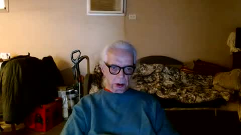 tom112292014 online show from 10-26-25, 02:23