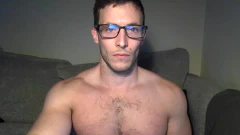 Snapshot of tom90ukx chatting on 01-31-25, 03:33 tom90ukx online show from 01-31-25, 03:33