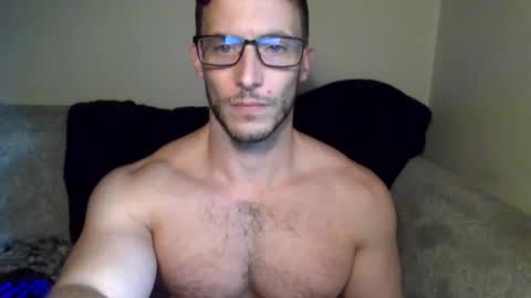 Snapshot of tom90ukx chatting on 10-18-25, 05:25 tom90ukx online show from 10-18-25, 05:25