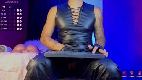 Tom online show from 10-01-25, 02:17