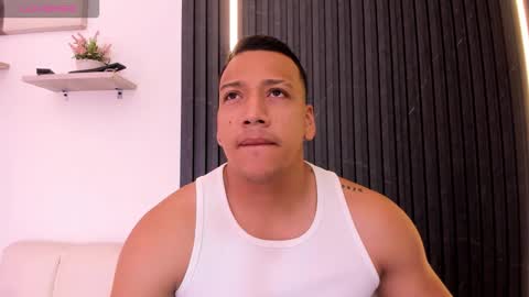 Tom muscle1 online show from 11-08-25, 12:05