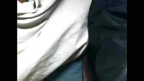 Snapshot of tomas0000 chatting on 12-28-24, 06:08 thomi online show from 12-28-24, 06:08