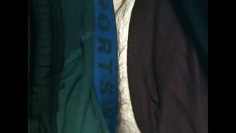 Snapshot of tomas0000 chatting on 02-16-25, 09:15 thomi online show from 02-16-25, 09:15