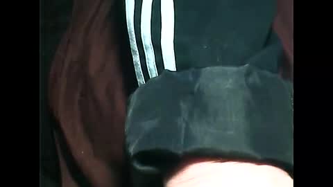 Snapshot of tomas0000 chatting on 03-02-25, 02:54 thomi online show from 03-02-25, 02:54