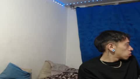 Snapshot of tomas_turbado_ chatting on 08-06-26, 06:59 tomas_turbado_ online show from 08-06-26, 06:59